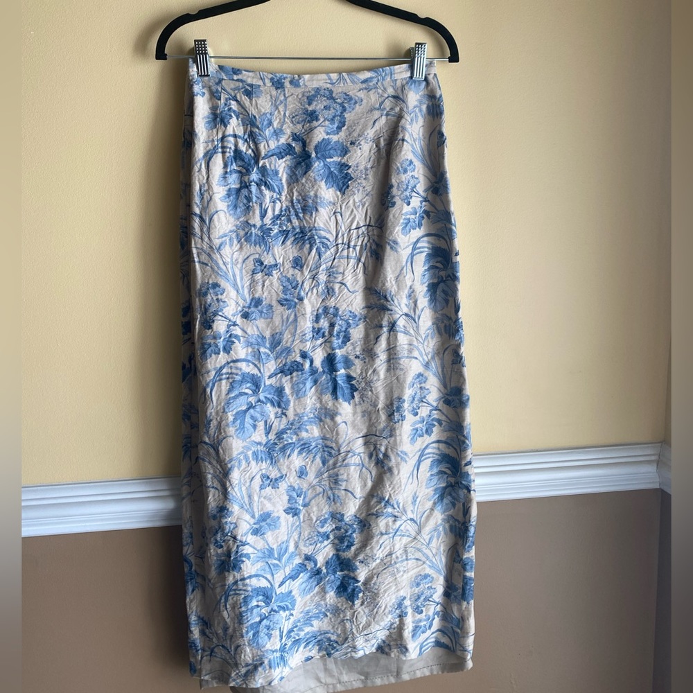 Vintage mid-length skirt